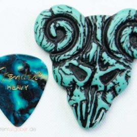 Clayton USA Pick of Destiny - Größenvergleich